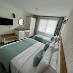 Vahide Dalyan * Çeşme